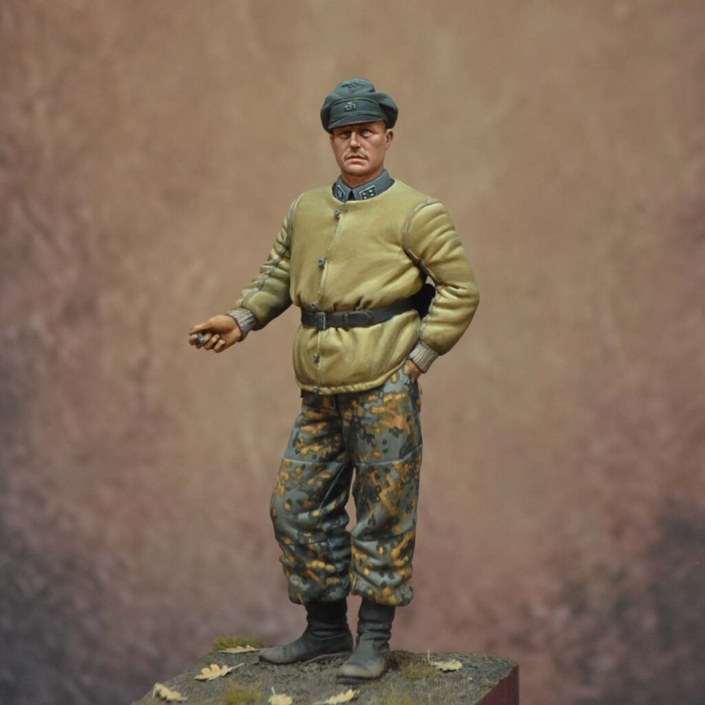 STURMBANNFÜHRER, 1944 - Art Girona